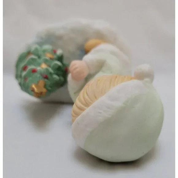 Homco Christmas Children "Precious Moments" 5613 - Boy Praying by Christmas Tree - Picture 8 of 9